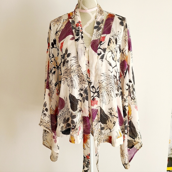 Vince Camuto Kamono - Picture 1 of 7